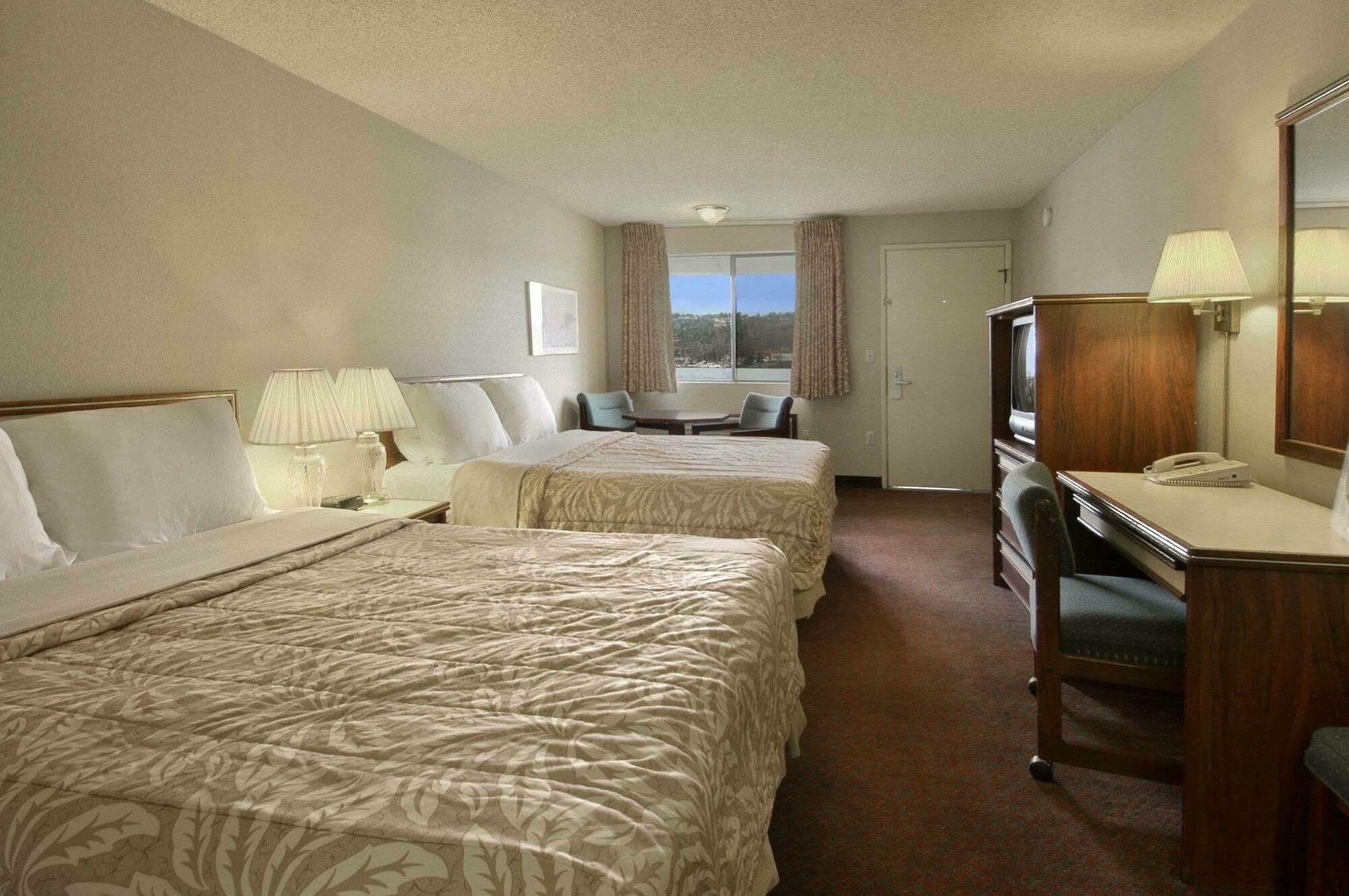 Days Inn By Wyndham Auburn Extérieur photo